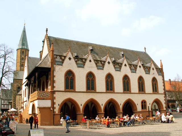 Rathaus und Huldigungssaal