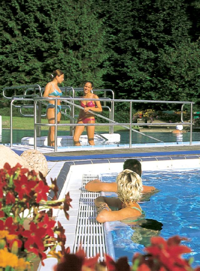  Kur-, Tourismus- und Wirtschaftsbetriebe der Stadt Bad Harzburg GmbH - Bad Harzburger Sole-Therme & Sauna-Erlebniswelt